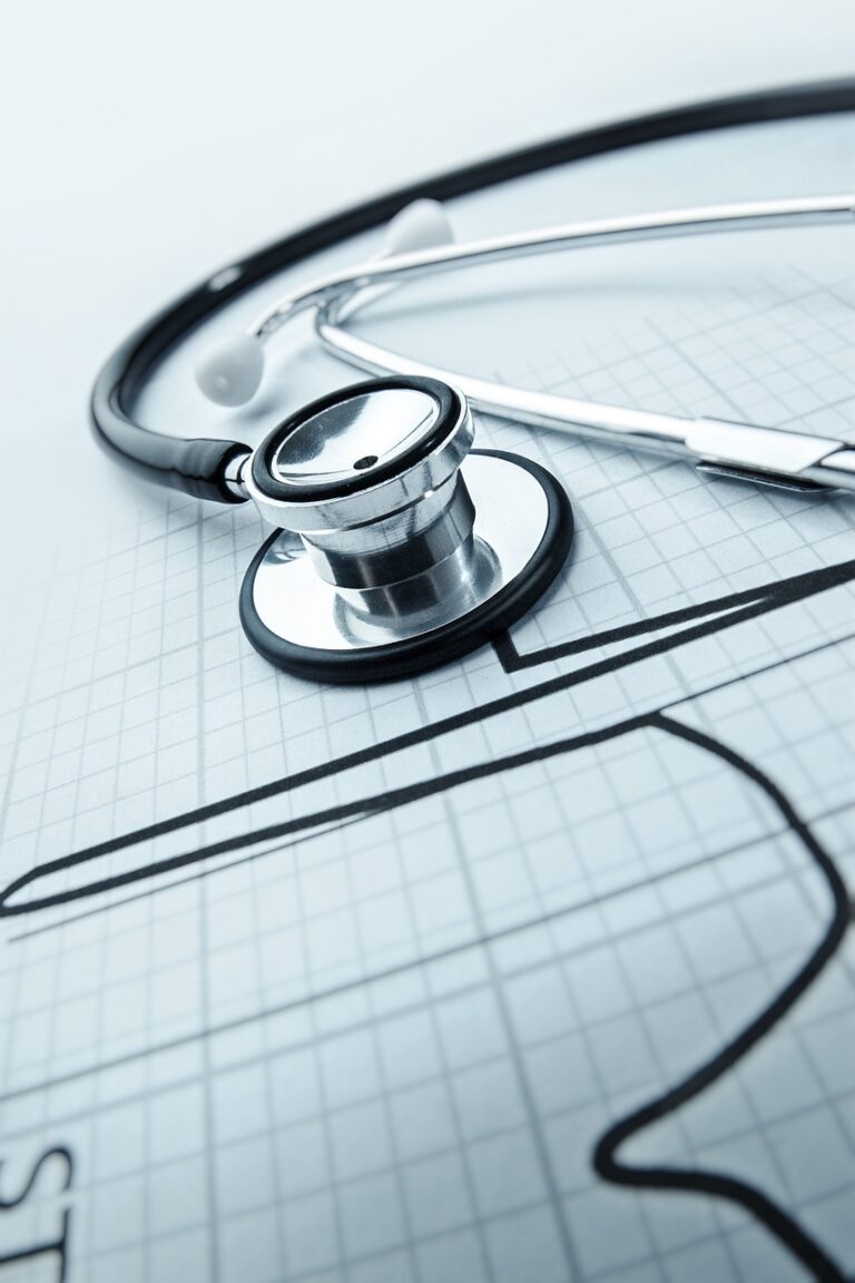health, stethoscope, heart-2662312.jpg